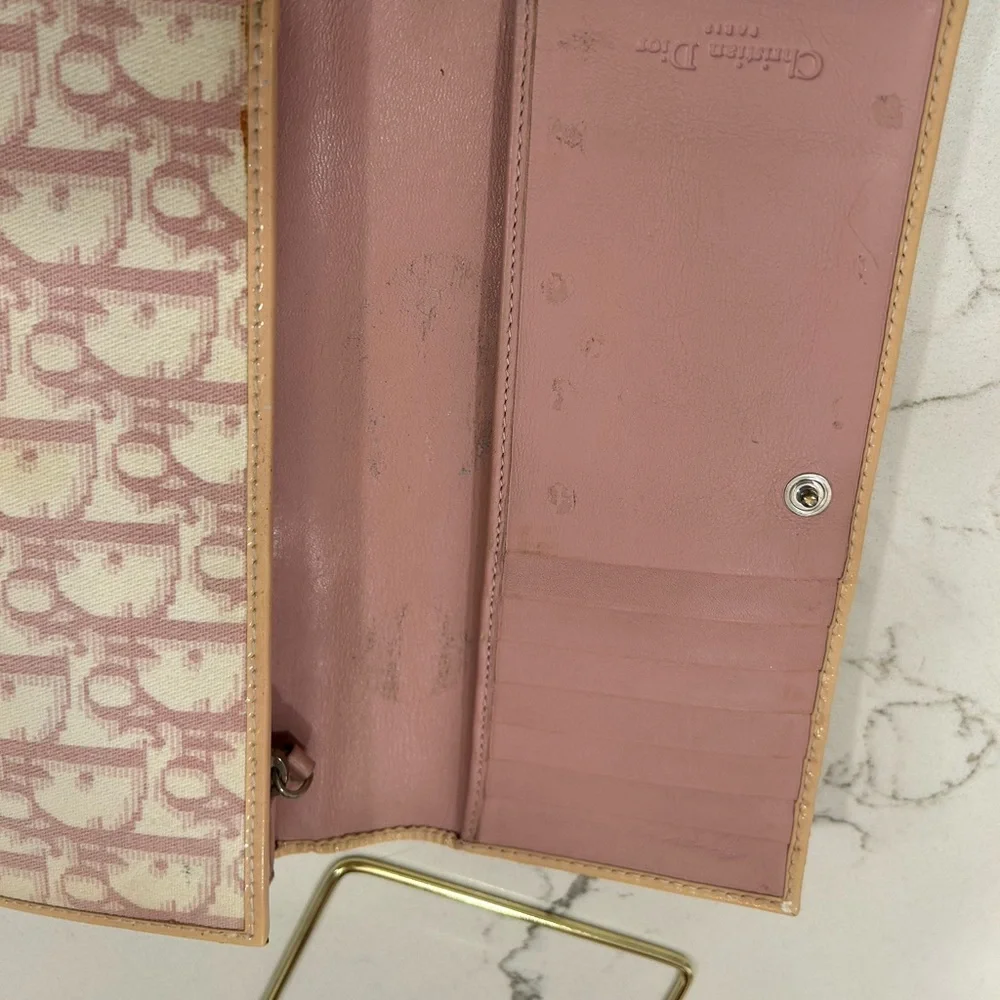 🩷Good Condition 🌸Christian Dior🌸Trotter Collection Wallet🌸